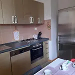 La Casa Di Max- For Families Apartment