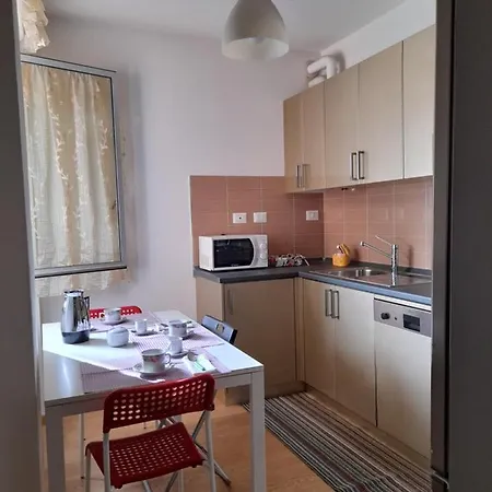 아파트 La Casa Di Max- For Families